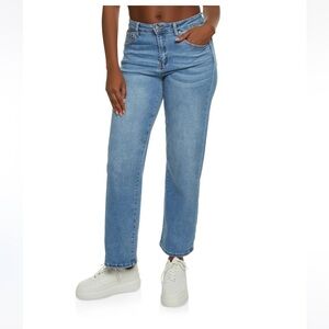 NWOT- WAX Jean collection. Size 11/30.